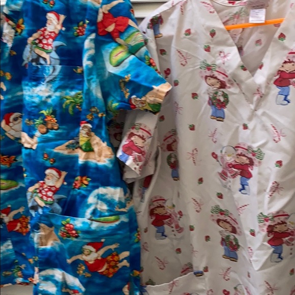 Uniforms - Picture 1 of 7